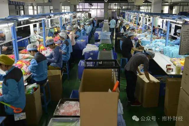 判断童装的好坏 不止要看面料成分 还要检查工艺细节